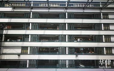 购买二手车未过户，被原车主贷款的银行拖走了怎么办