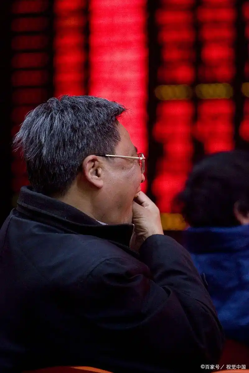 草根逆袭财富密码_中国民间炒股高手_炒股高手。