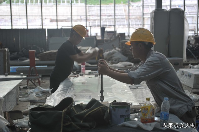 农村颗粒燃料加工_农村一次性餐筷加工_农村做什么生意赚钱 养殖土鸡